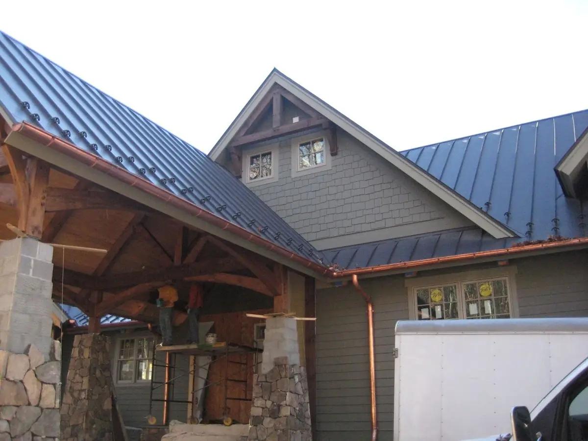 Craftsman Roofing team delivering quality roofing work in Mission Manor
